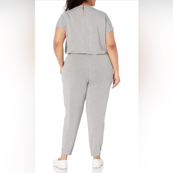 NWT adorable soft jumpsuit with pockets and drawstring keyhole back raw hem - Picture 2 of 4